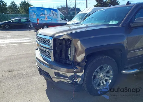 2015 Chevrolet Silverado 1500 1Lt из США, поврежденный, VIN 1GCUKREC7FF202956